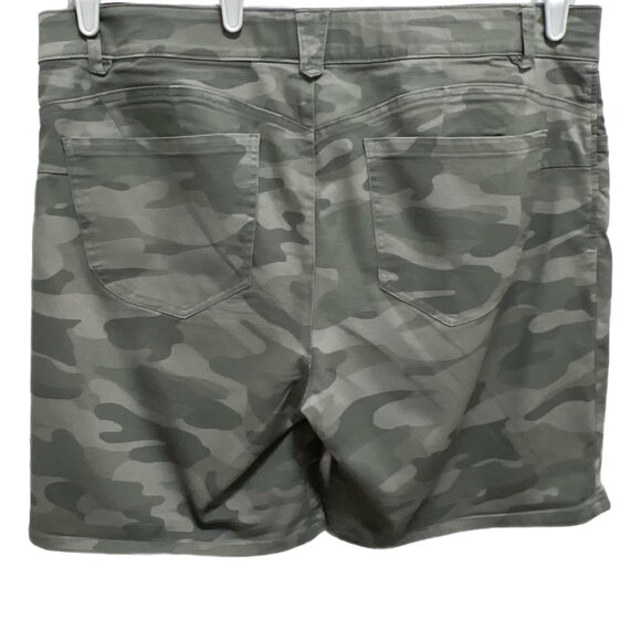 0951 Democracy "Ab" Solution Stretch Camo Jean Shorts - Picture 2 of 3